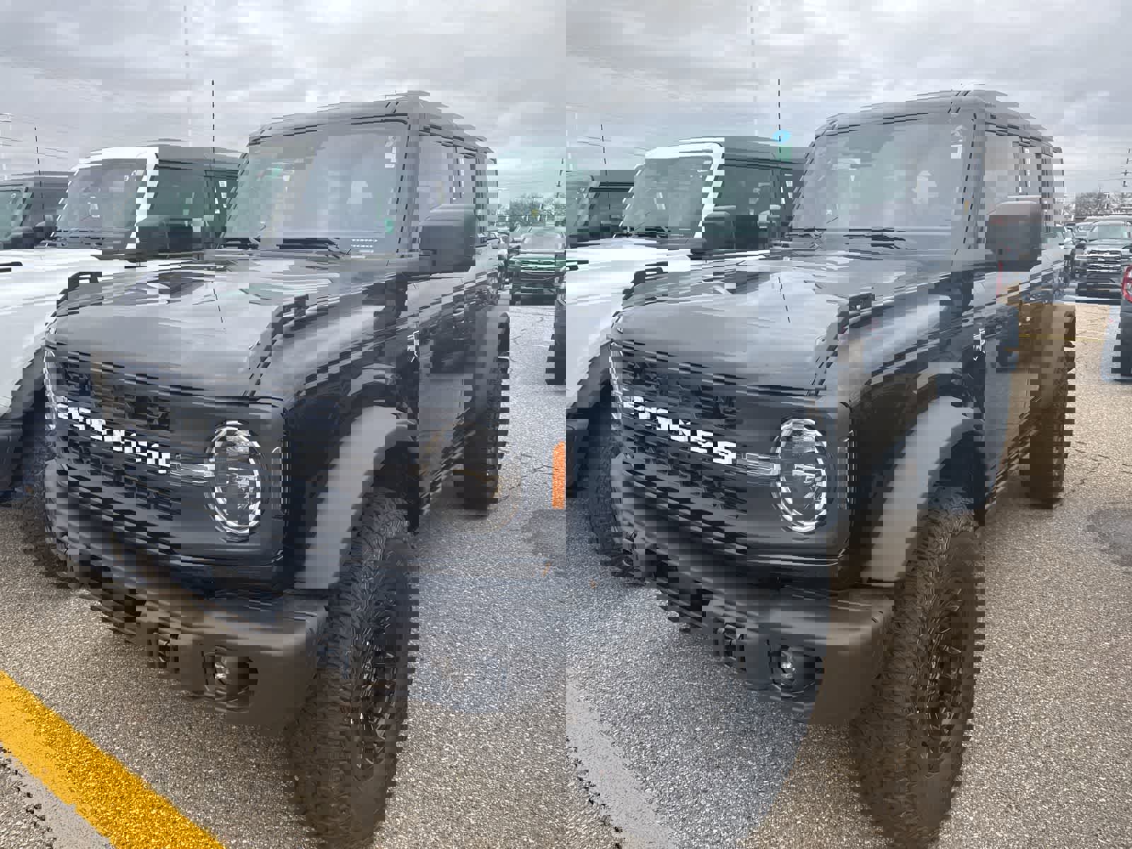 New 2026 Ford Bronco Big Bend w/ Black Diamond Package image 2