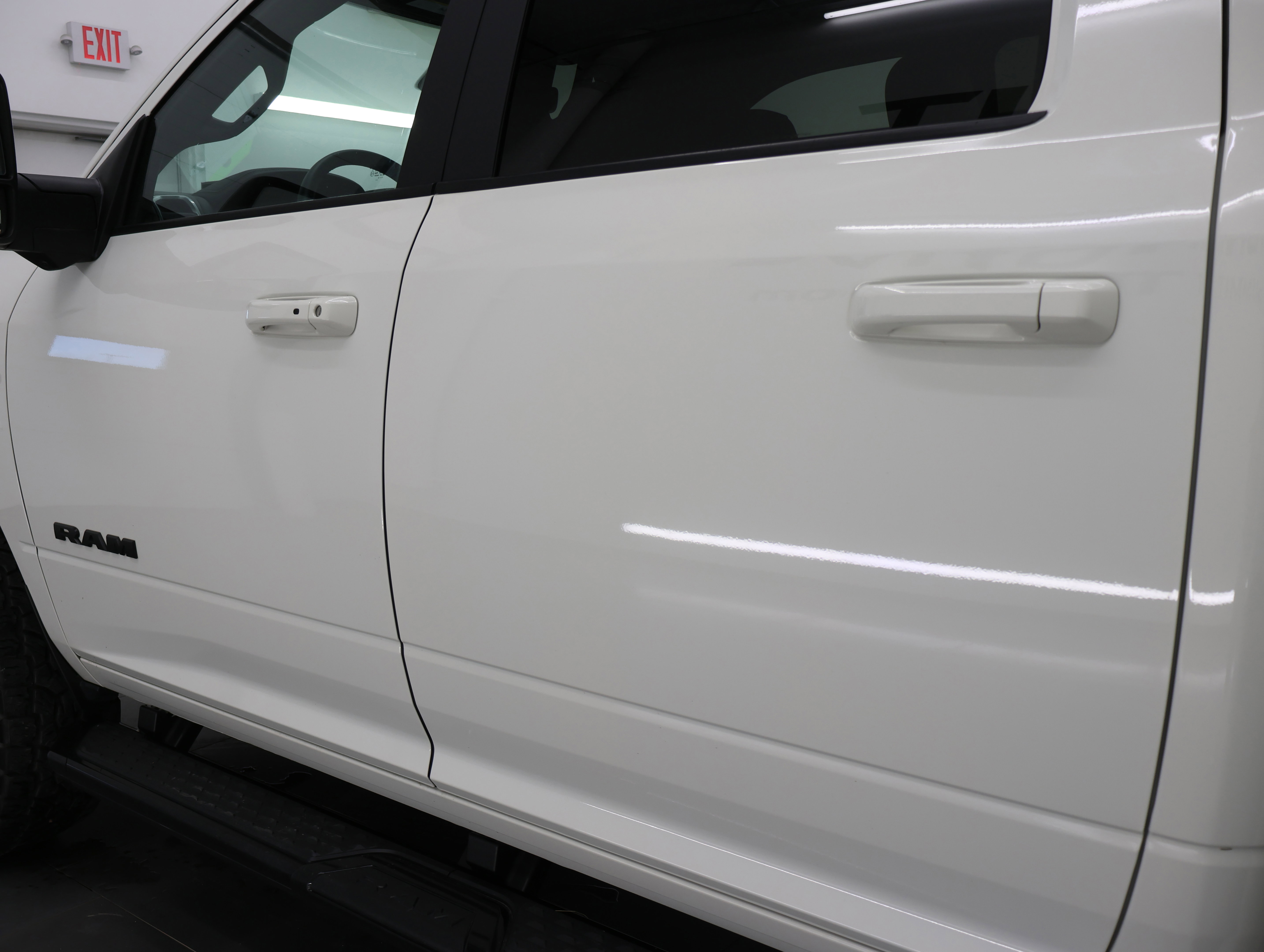 Used 2024 RAM 2500 Laramie w/ Night Edition image 39