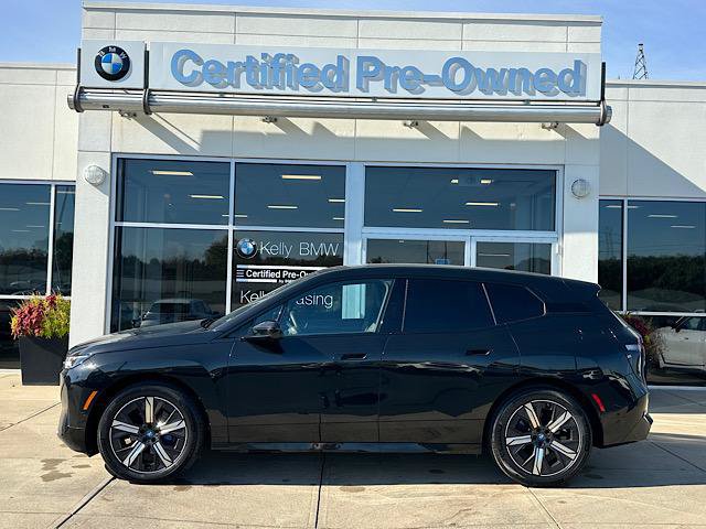 Used 2025 BMW iX xDrive50 AWD/4WD image 5
