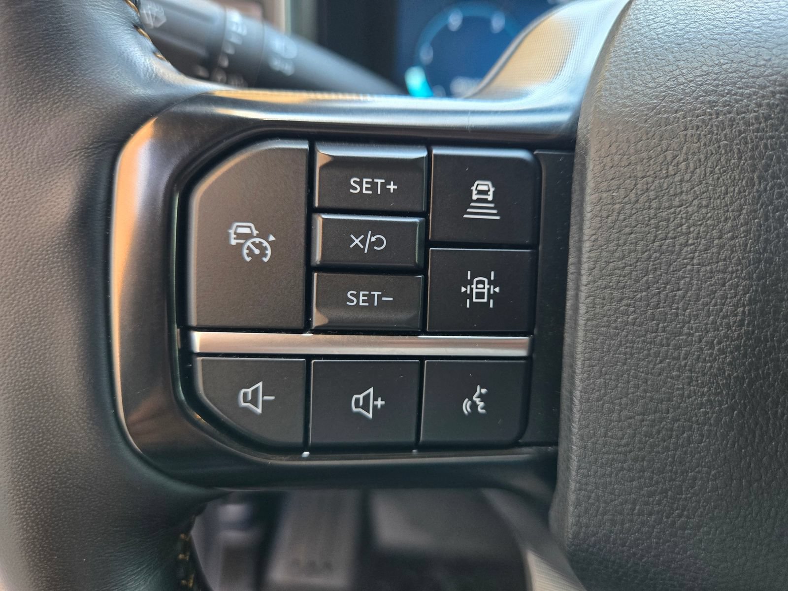 Used 2024 Ford F250 Platinum AWD/4WD image 12