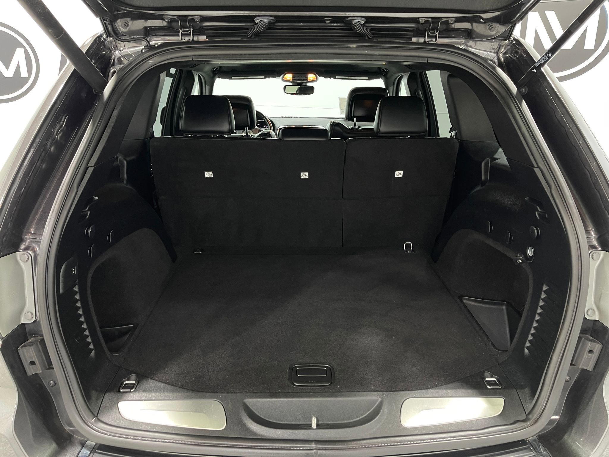 Used 2018 Jeep Grand Cherokee Limited image 29