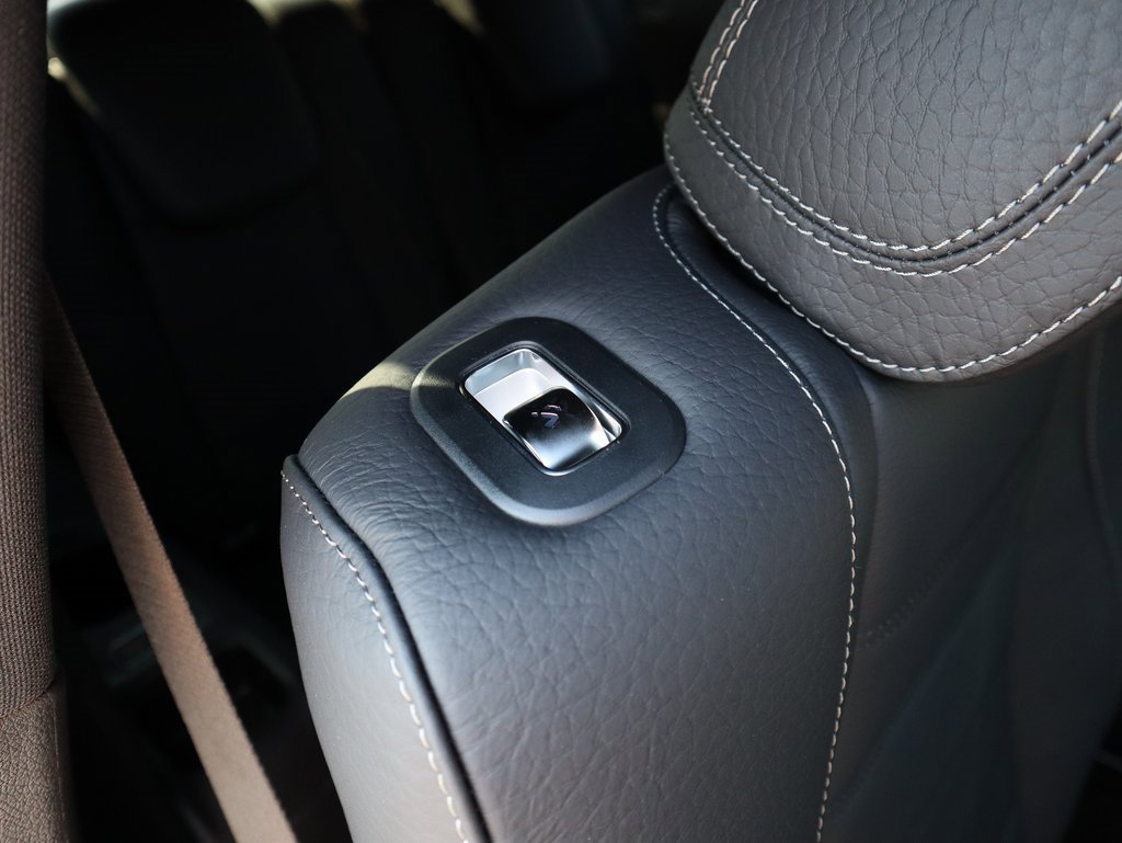New 2026 Mercedes-Benz GLS 450 4MATIC image 22