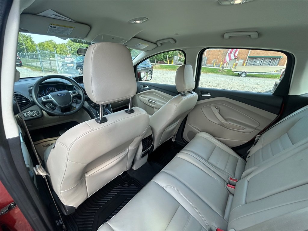 Used 2018 Ford C-MAX SE w/ Equipment Group 202A FWD image 15