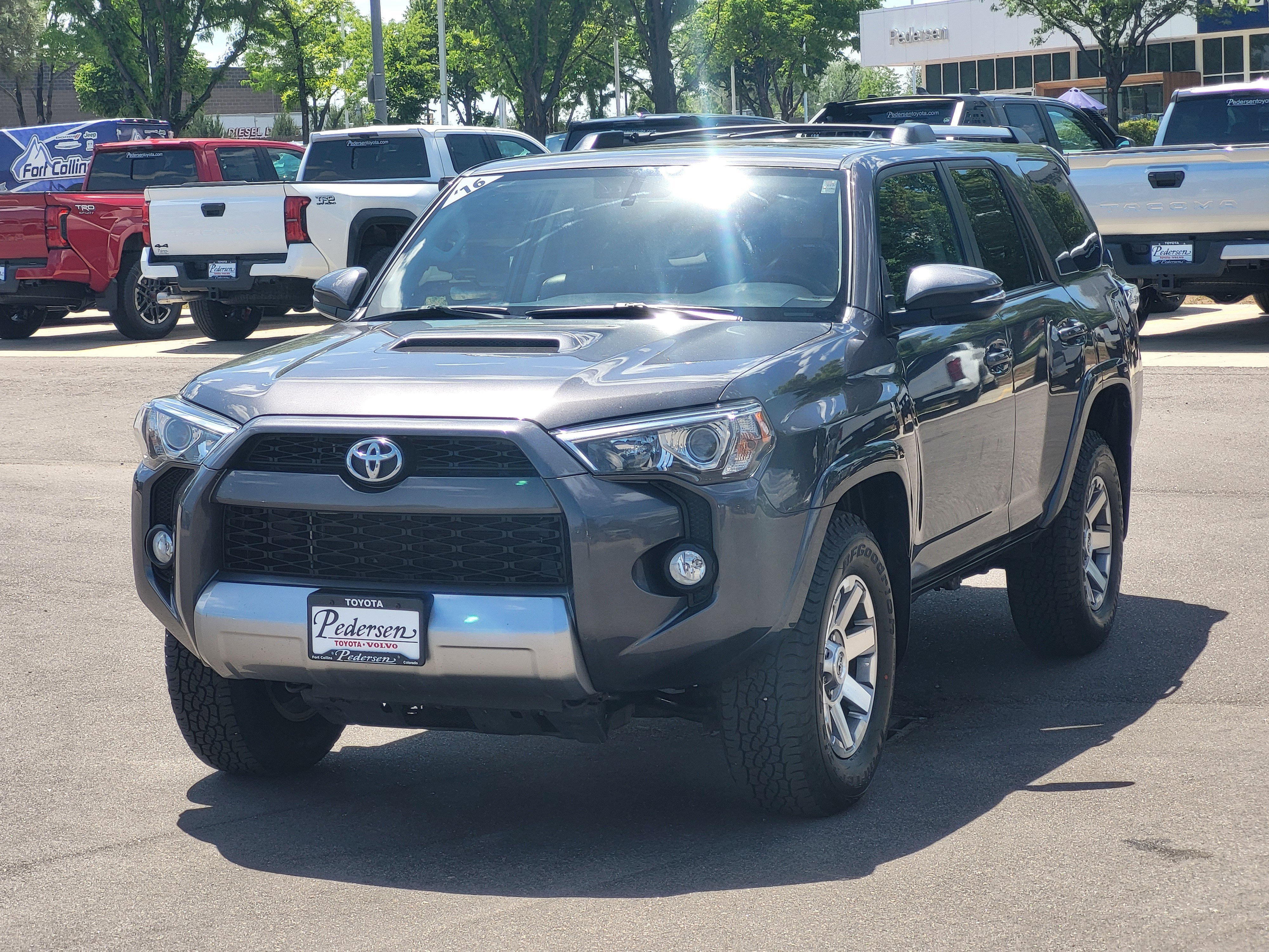 Used 2016 Toyota 4Runner Trail Premium w/ Convenience Package AWD/4WD image 4