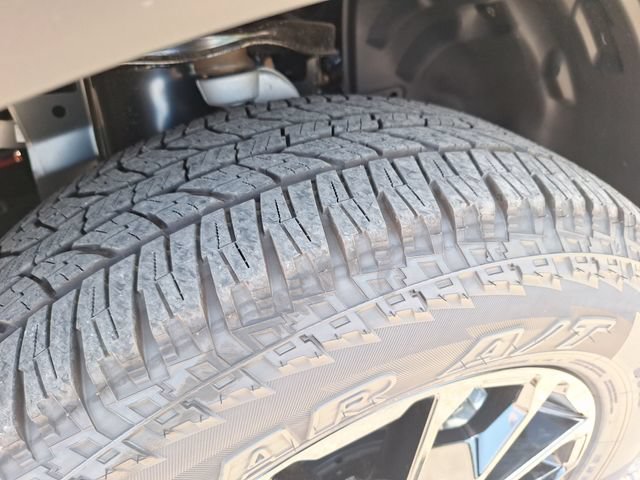 New 2026 Nissan Armada PRO-4X w/ Captain's Chari Seat Package AWD/4WD image 27