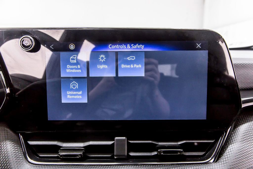 Used 2026 Chevrolet Equinox RS w/ Convenience Package III image 25