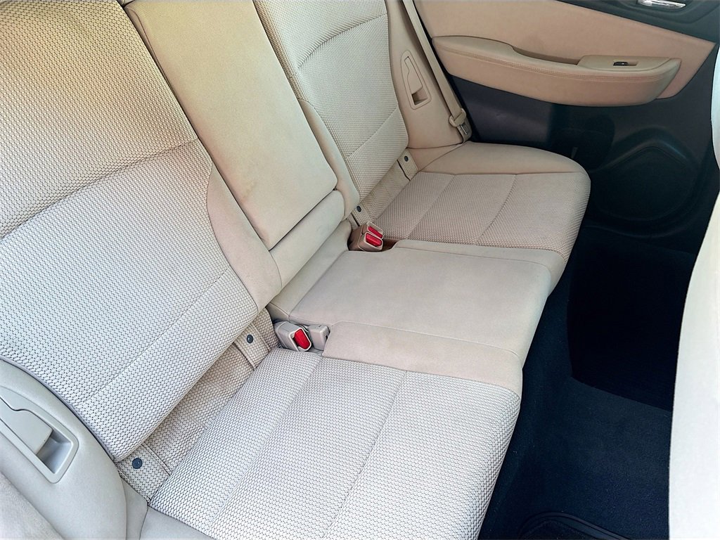 Used 2018 Subaru Outback 2.5i Premium image 25