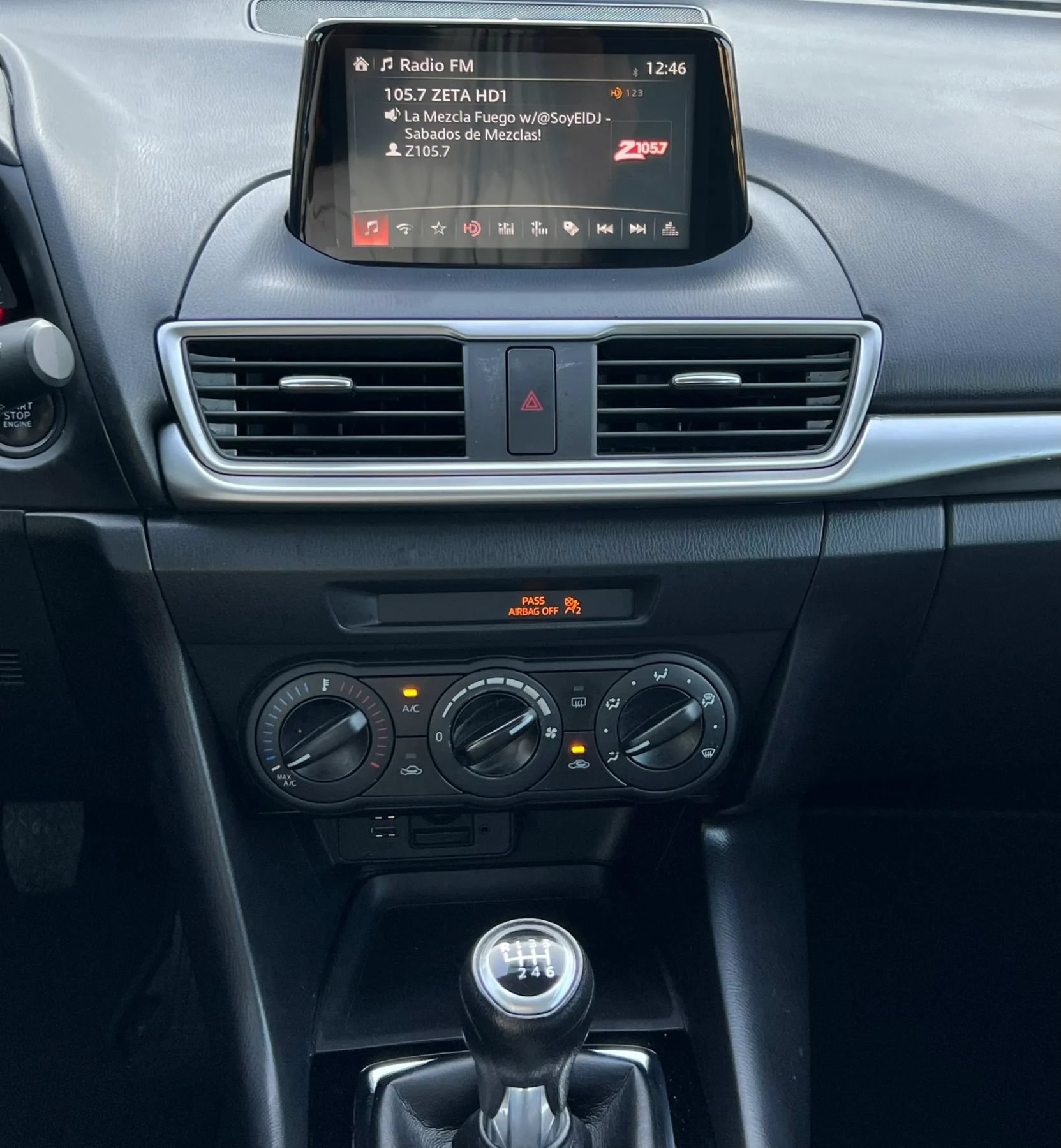 Used 2017 MAZDA MAZDA3 Sport FWD image 16