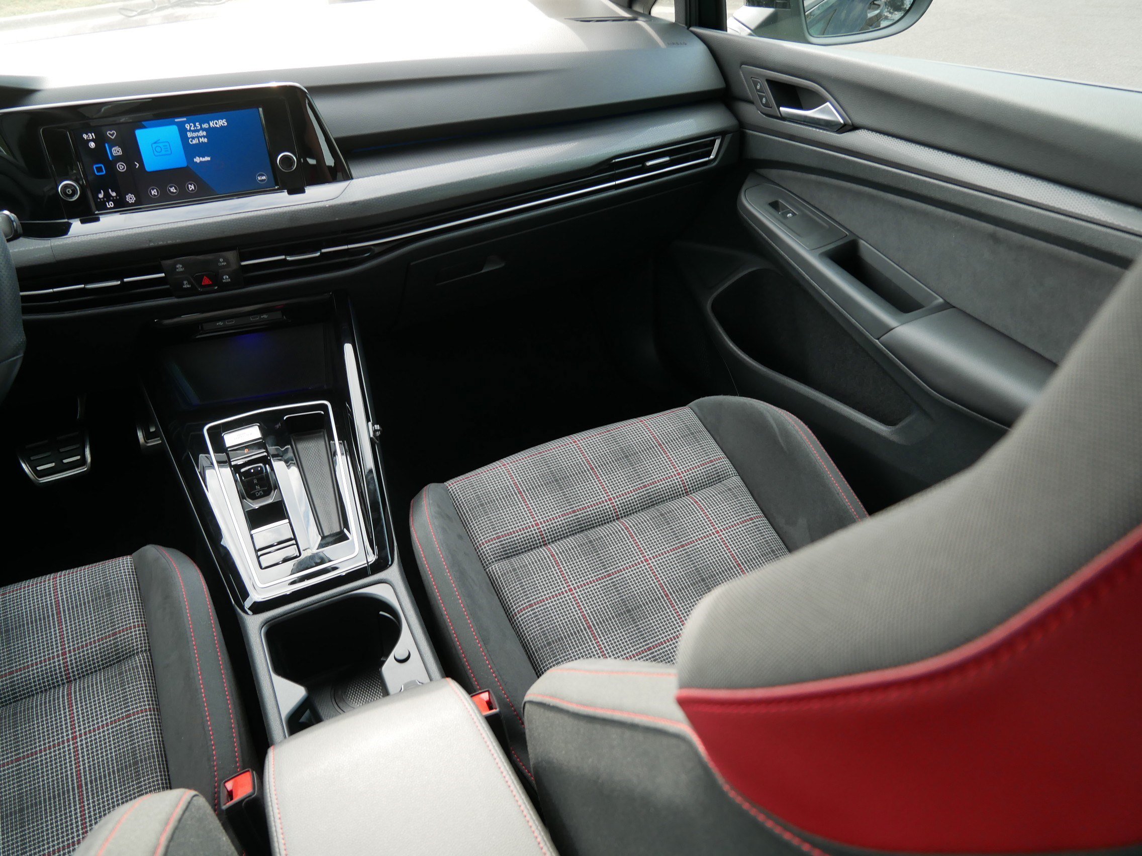 Certified 2024 Volkswagen GTI S FWD image 11