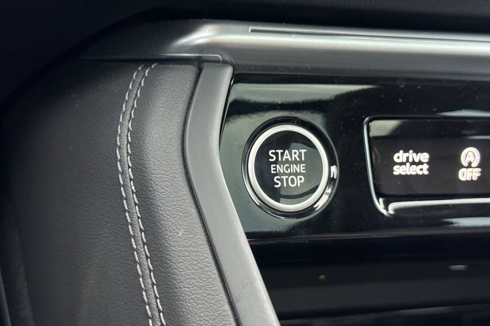 Used 2025 Audi Q5 Premium w/ 19" Wheel Package image 22