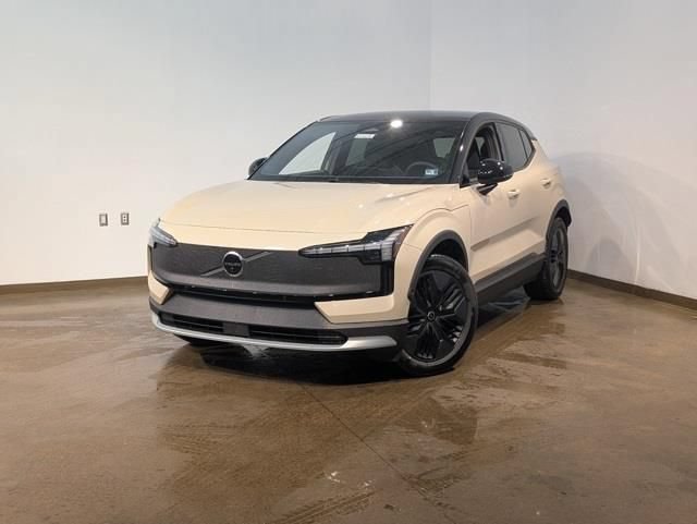 New 2026 Volvo EX30 Cross Country Ultra w/ Protection Package Premier AWD/4WD video 1