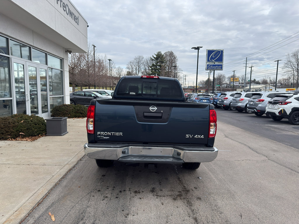 Used 2016 Nissan Frontier SV image 4
