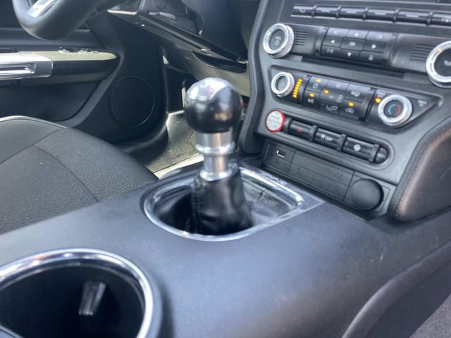 Used 2016 Ford Mustang Coupe RWD image 35