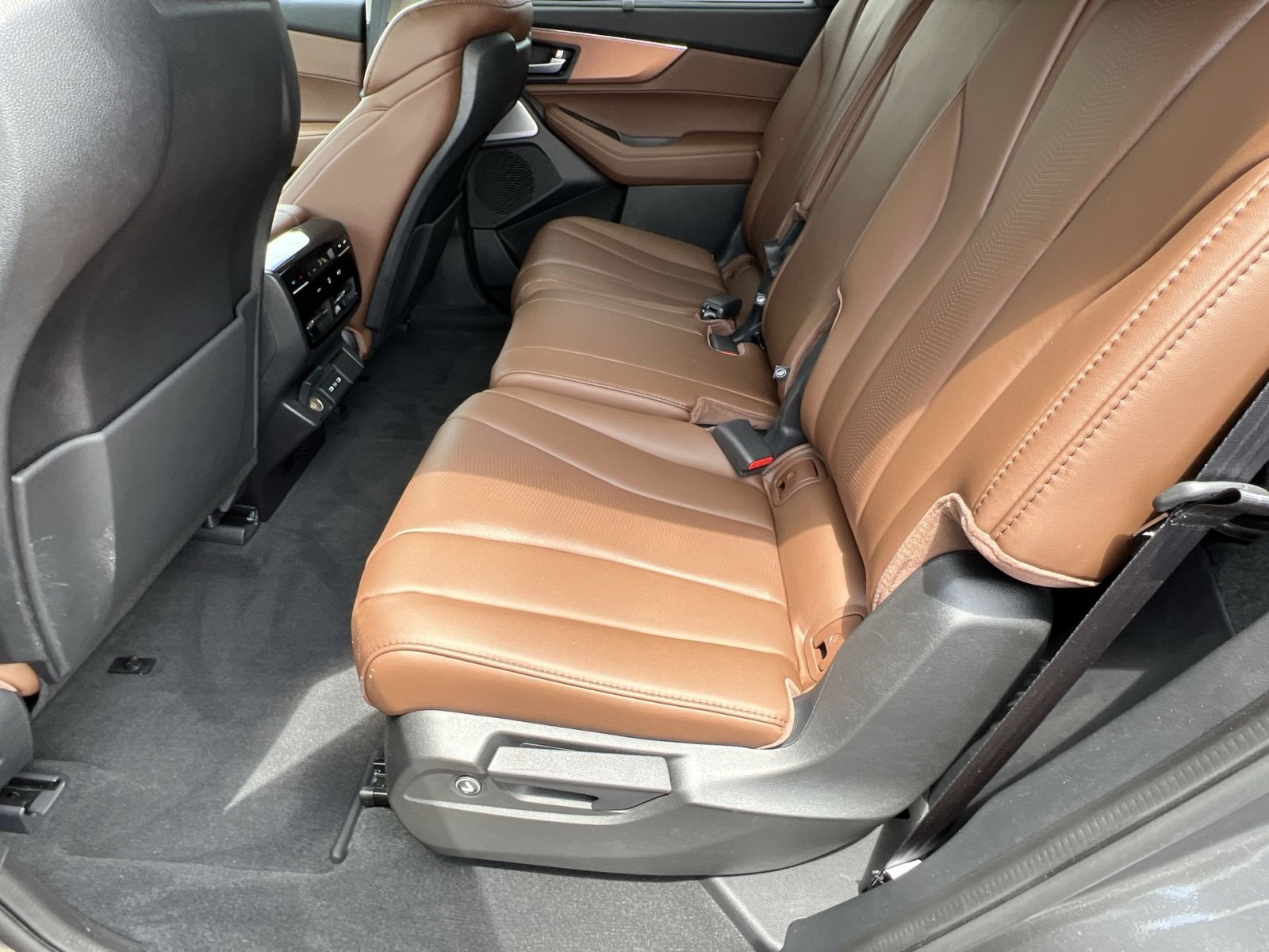 Used 2025 Acura MDX SH-AWD w/ Technology Package image 22