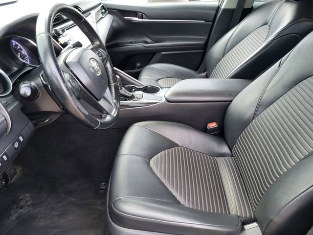 Used 2019 Toyota Camry SE FWD image 11