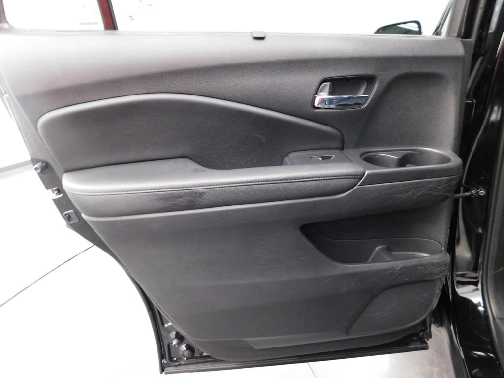 Used 2020 Honda Pilot Elite image 20