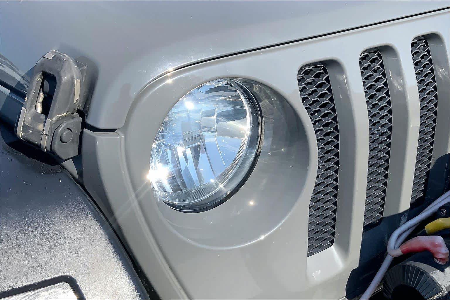 Used 2019 Jeep Wrangler Sport AWD/4WD image 26