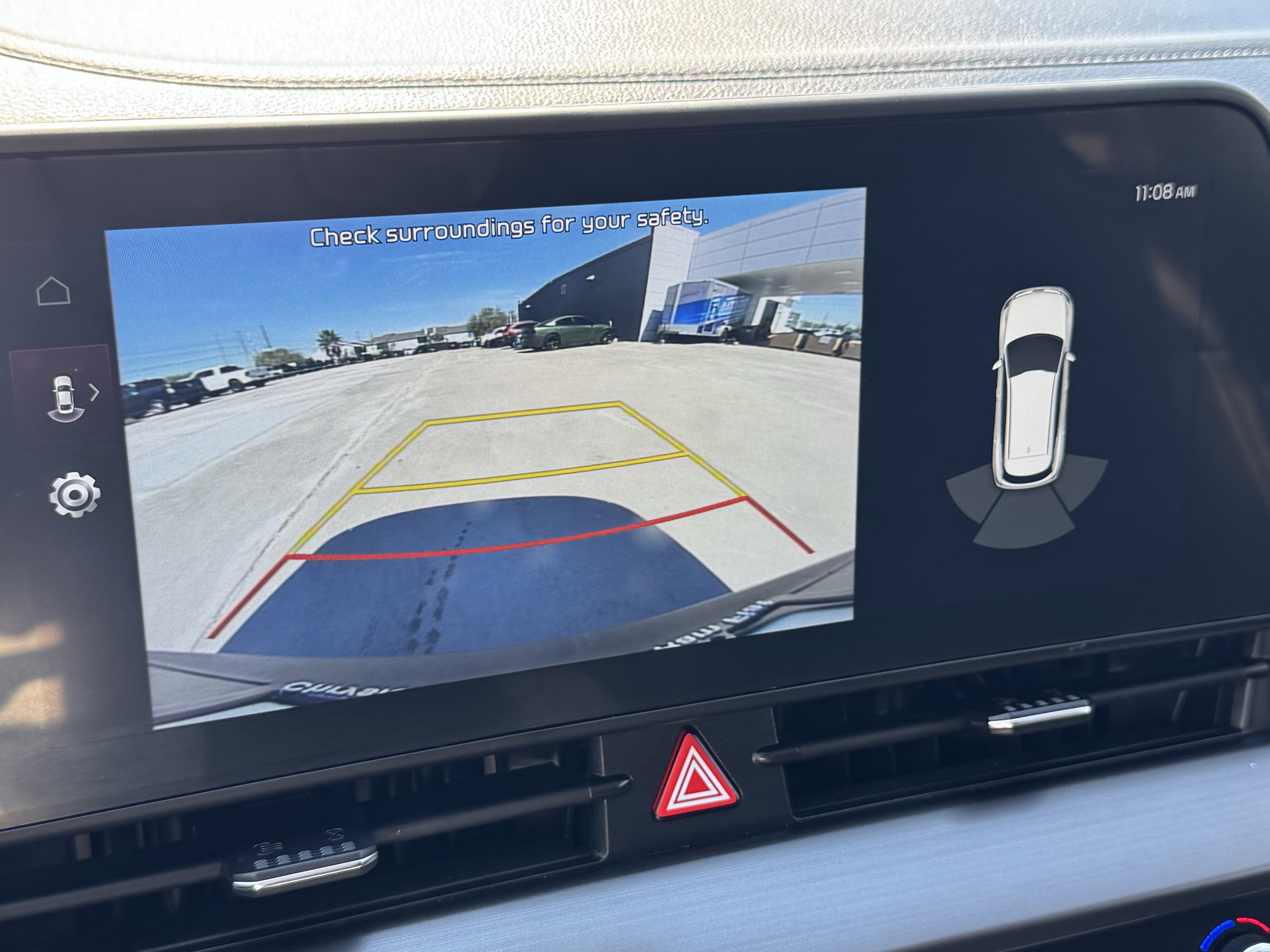 Used 2024 Kia Sportage EX image 19