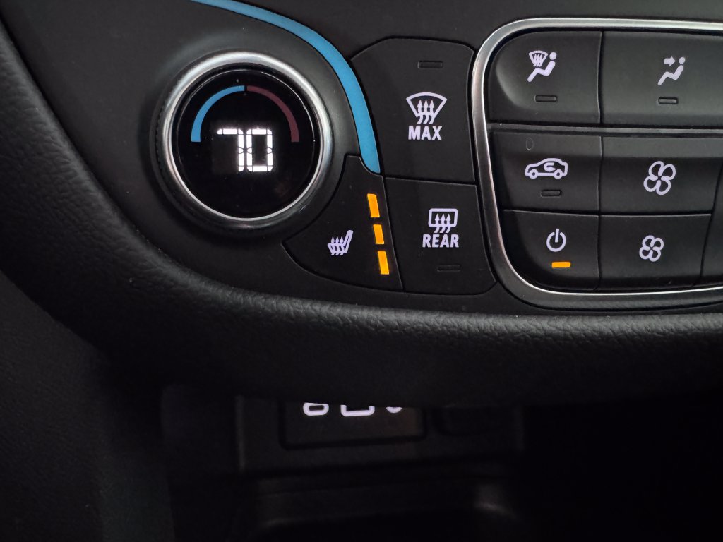 Certified 2023 Chevrolet Equinox LT AWD/4WD image 22