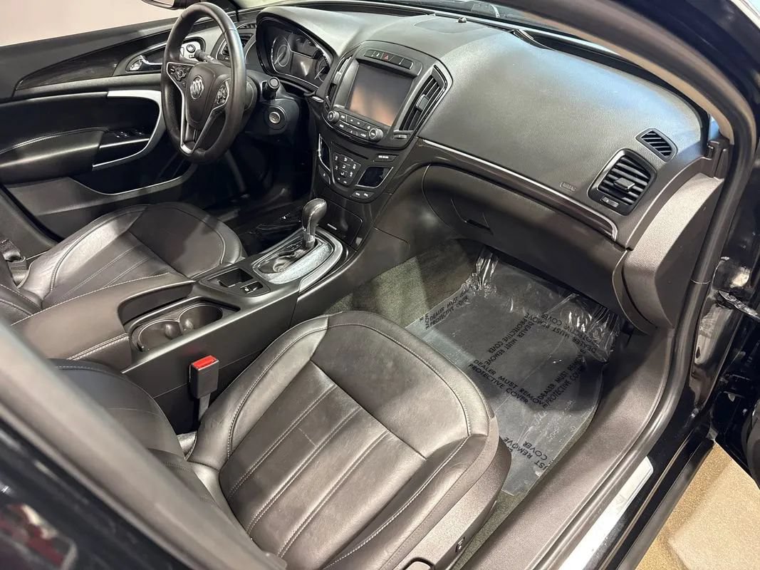 Used 2017 Buick Regal Sport Touring FWD image 96