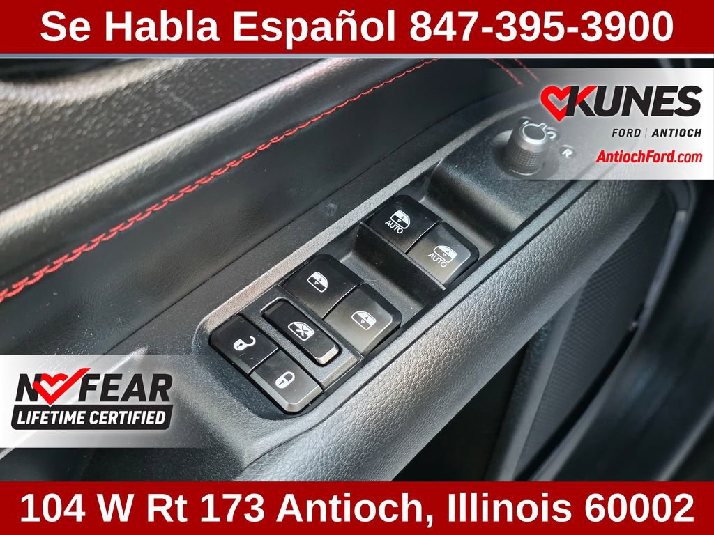 Used 2025 Jeep Compass Trailhawk AWD/4WD image 47