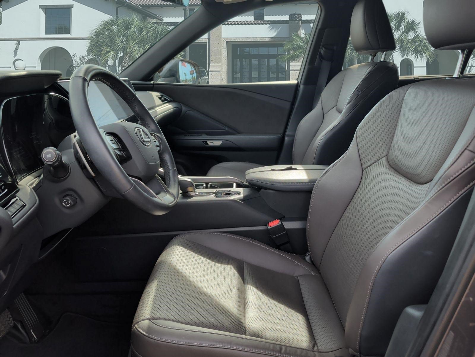 Certified 2025 Lexus TX 350 AWD w/ Technology Package image 11