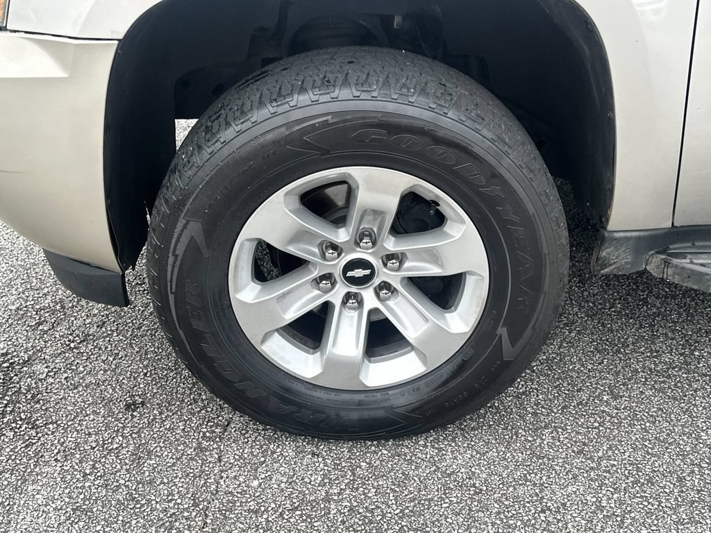 Used 2007 Chevrolet Avalanche LTZ w/ LTZ Preferred Equipment Group RWD image 11