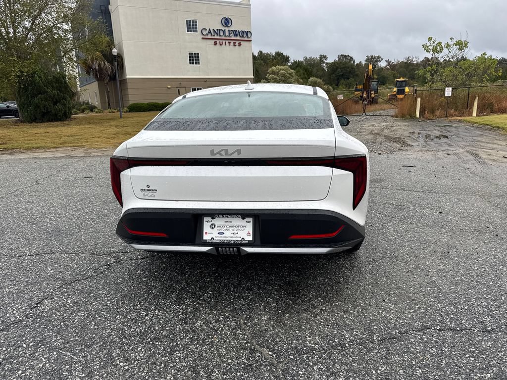 New 2025 Kia K4 FWD image 4