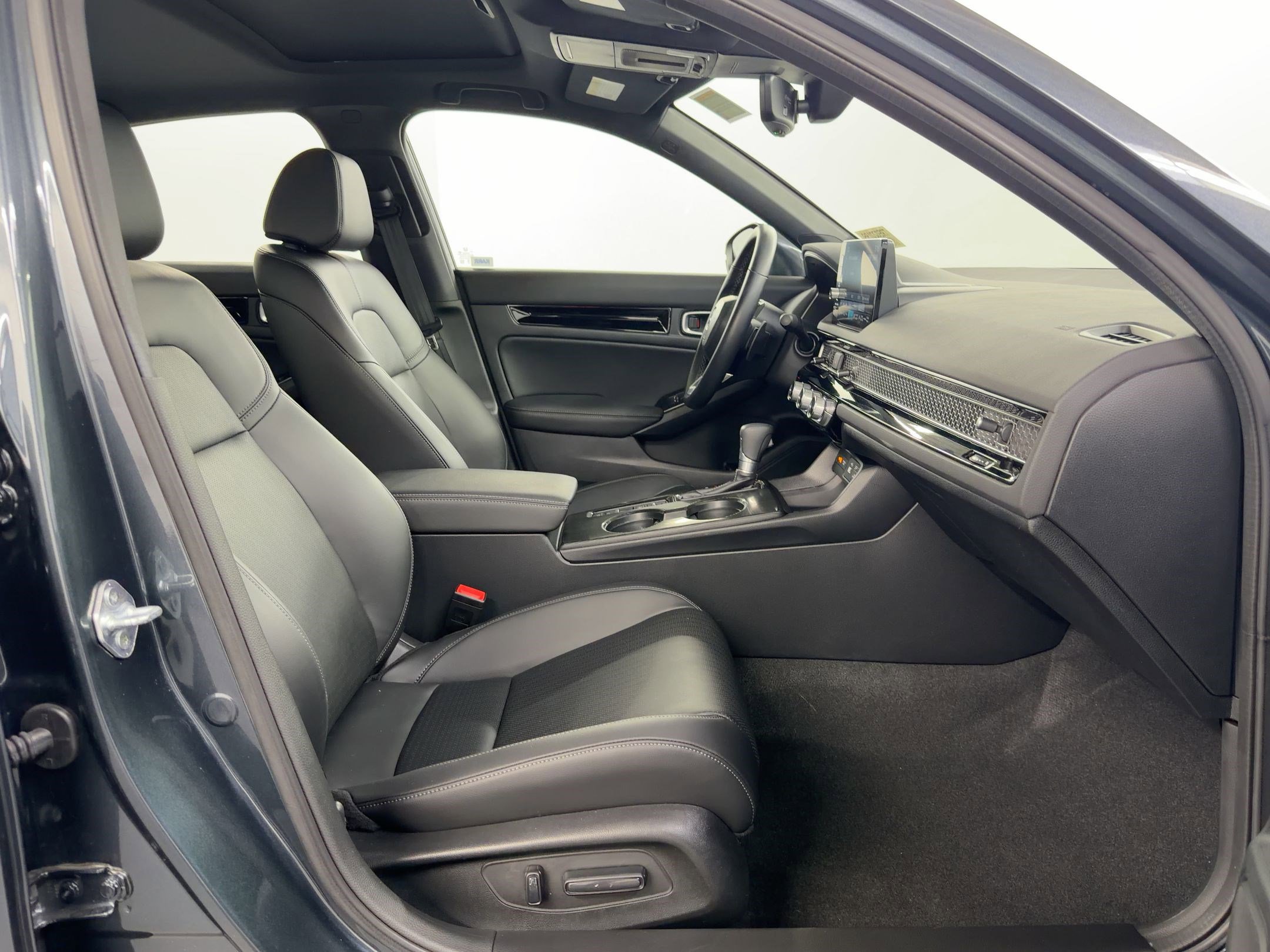 Certified 2024 Honda Civic Sport Touring image 34