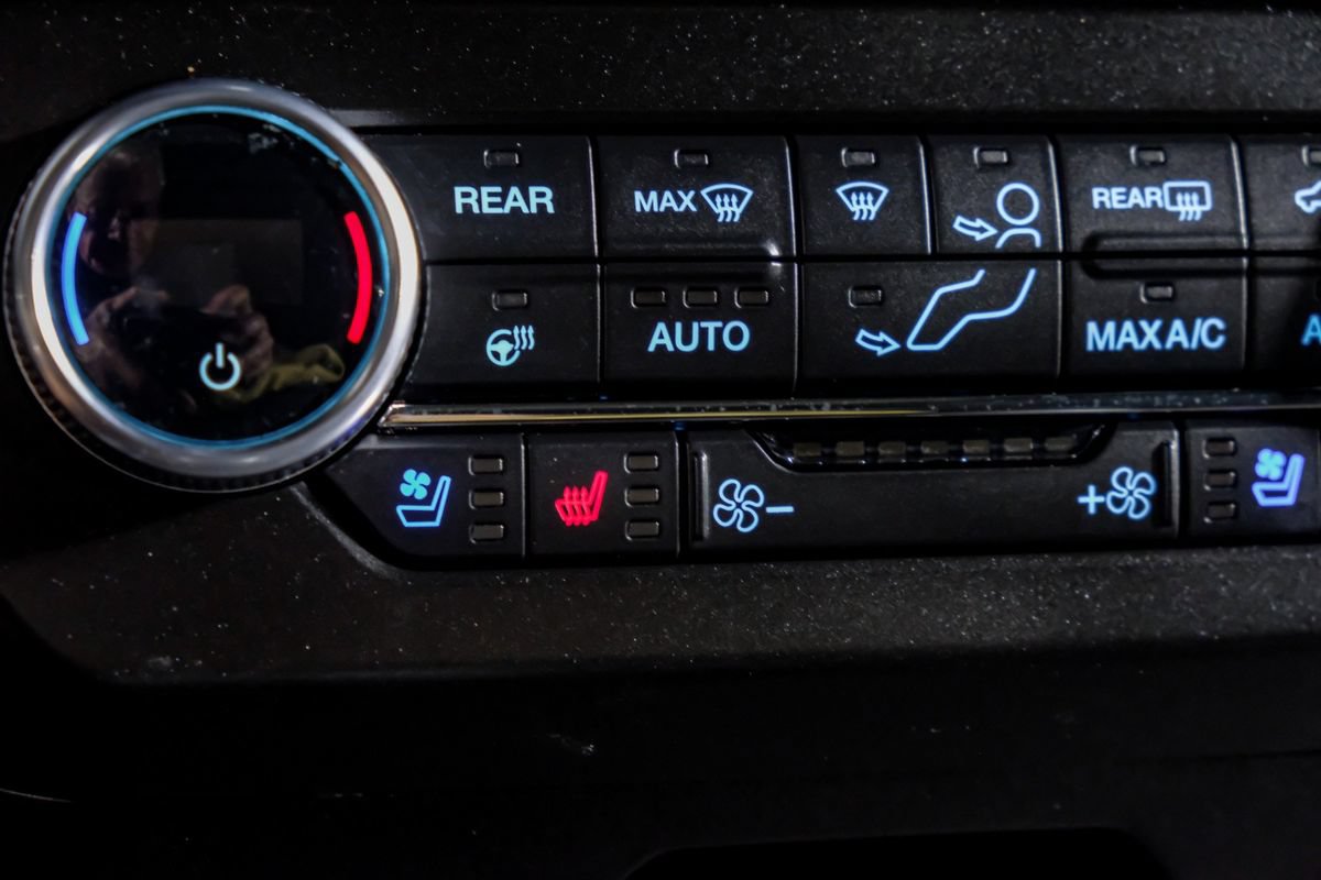 Used 2021 Ford Expedition XLT RWD image 26