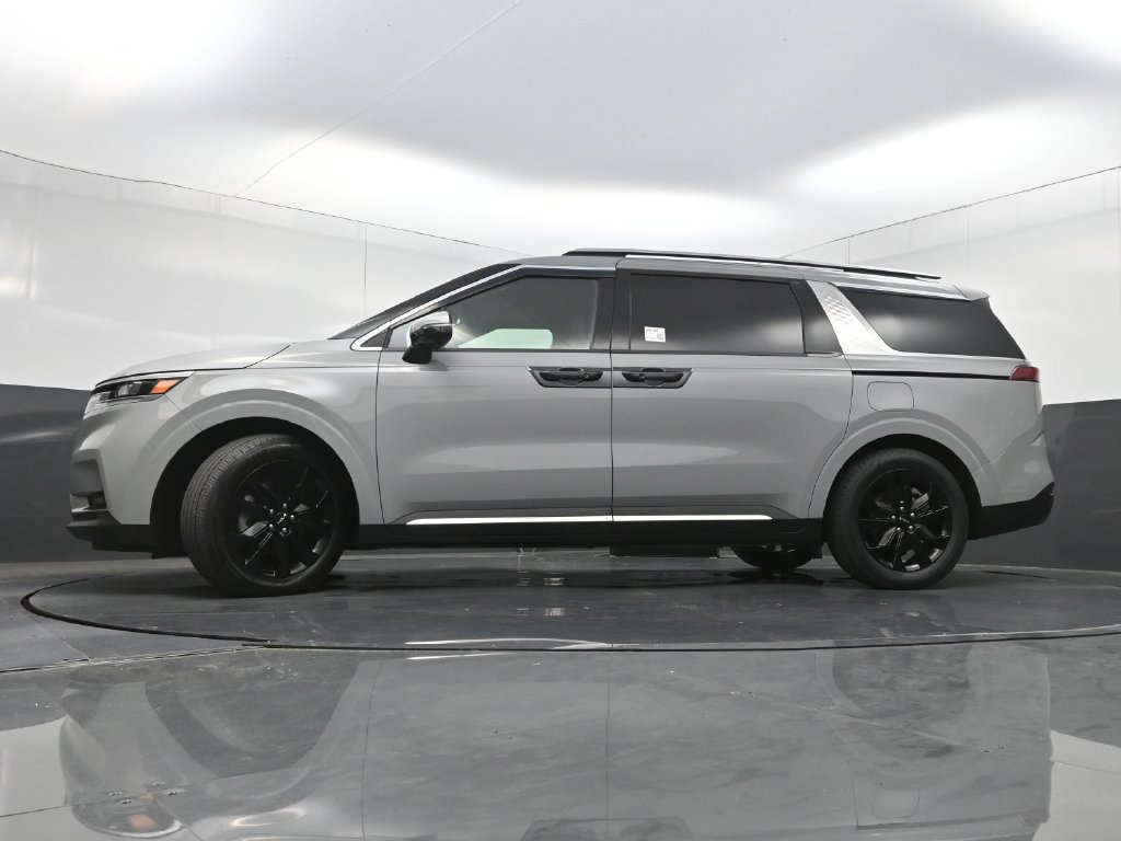 Used 2024 Kia Carnival SX Prestige FWD image 28