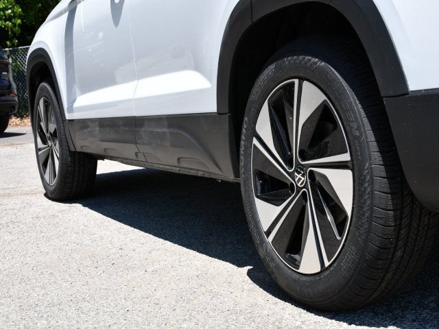 New 2026 Volkswagen Taos SE AWD/4WD image 9