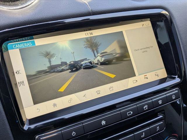 Used 2019 Jaguar XJ R-Sport image 14