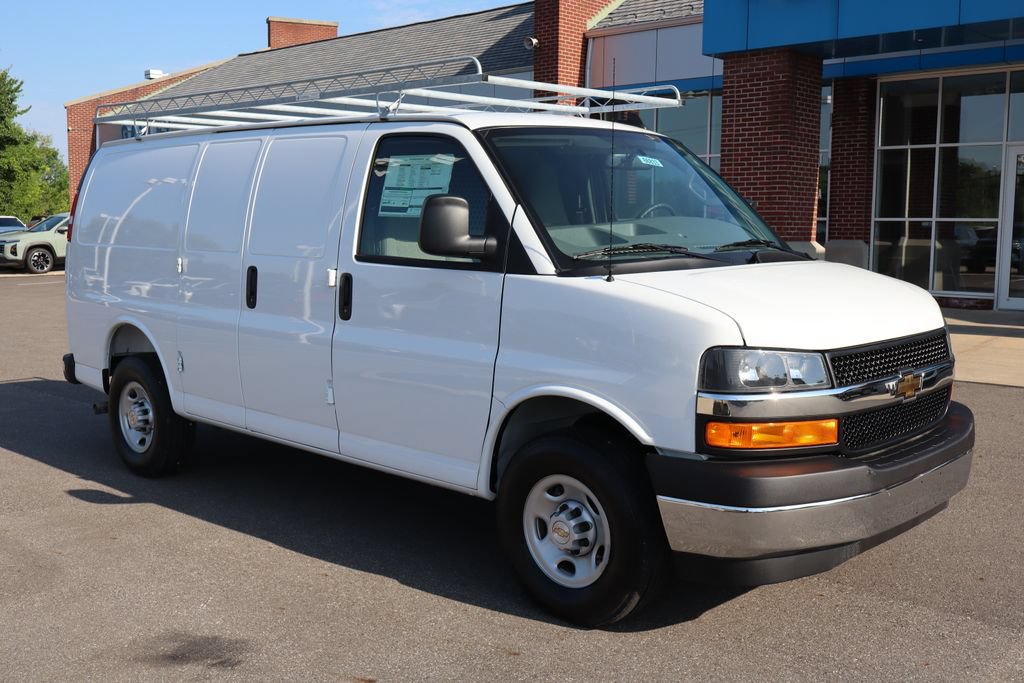 New 2025 Chevrolet Express 2500 w/ Driver Convenience Package RWD image 2