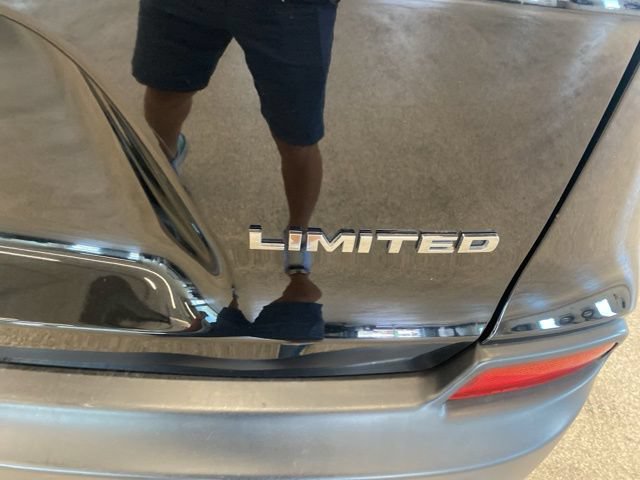 Used 2020 Jeep Cherokee Limited AWD/4WD image 7