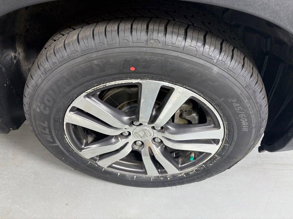 Used 2017 Honda Pilot EX image 10