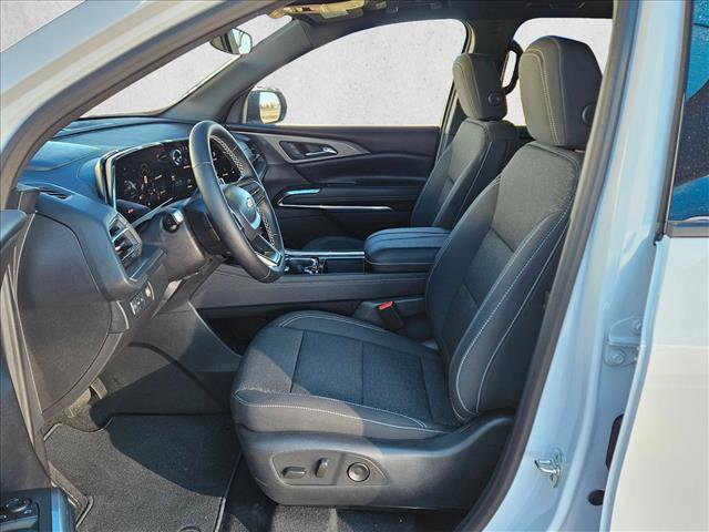 New 2026 Chevrolet Traverse LT w/ Sun and Wheel Package image 15