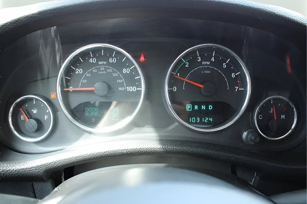 Used 2014 Jeep Wrangler Unlimited Sport w/ Quick Order Package 24S AWD/4WD image 21