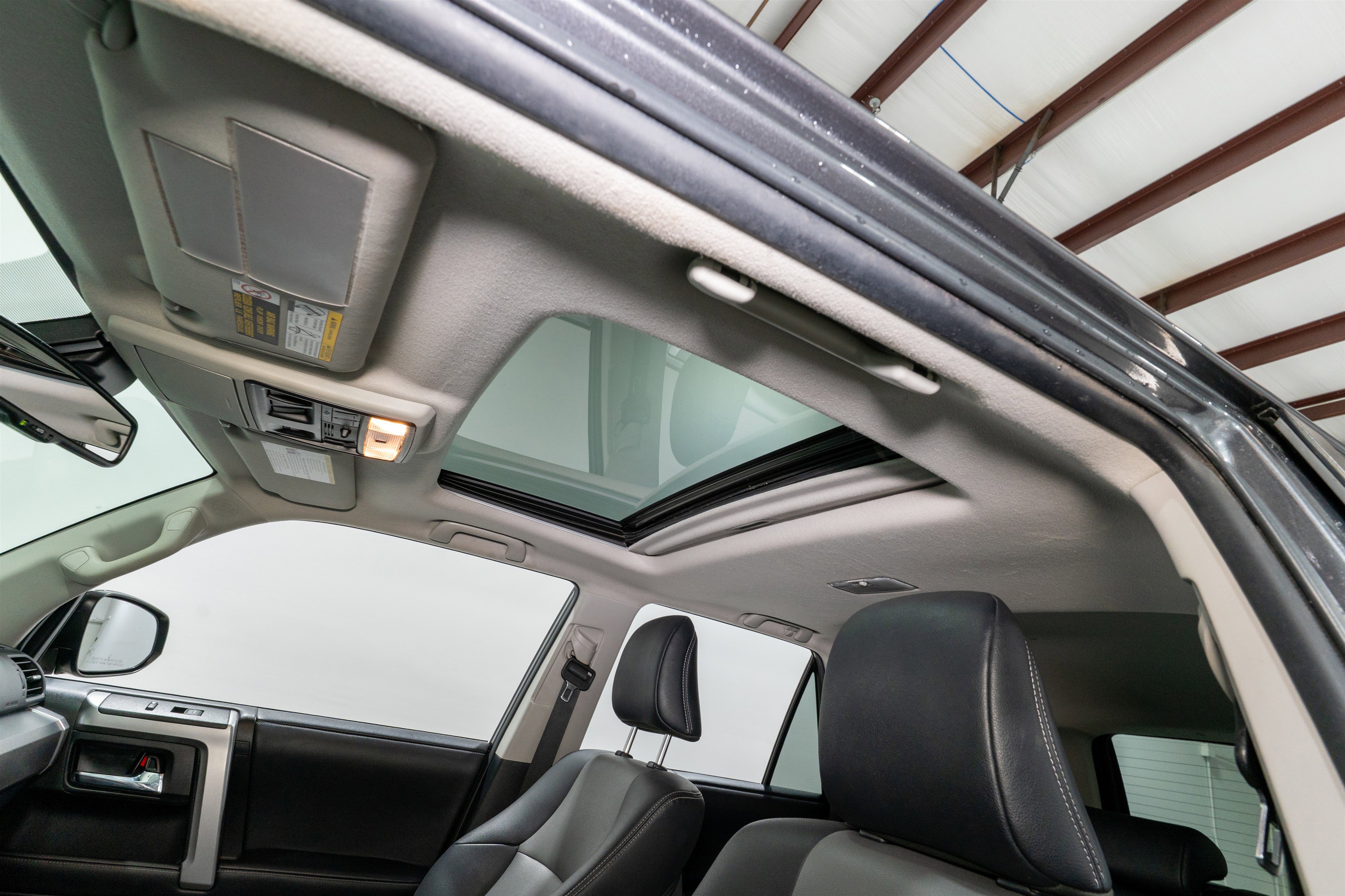 Used 2020 Toyota 4Runner SR5 Premium w/ Moonroof Package image 15