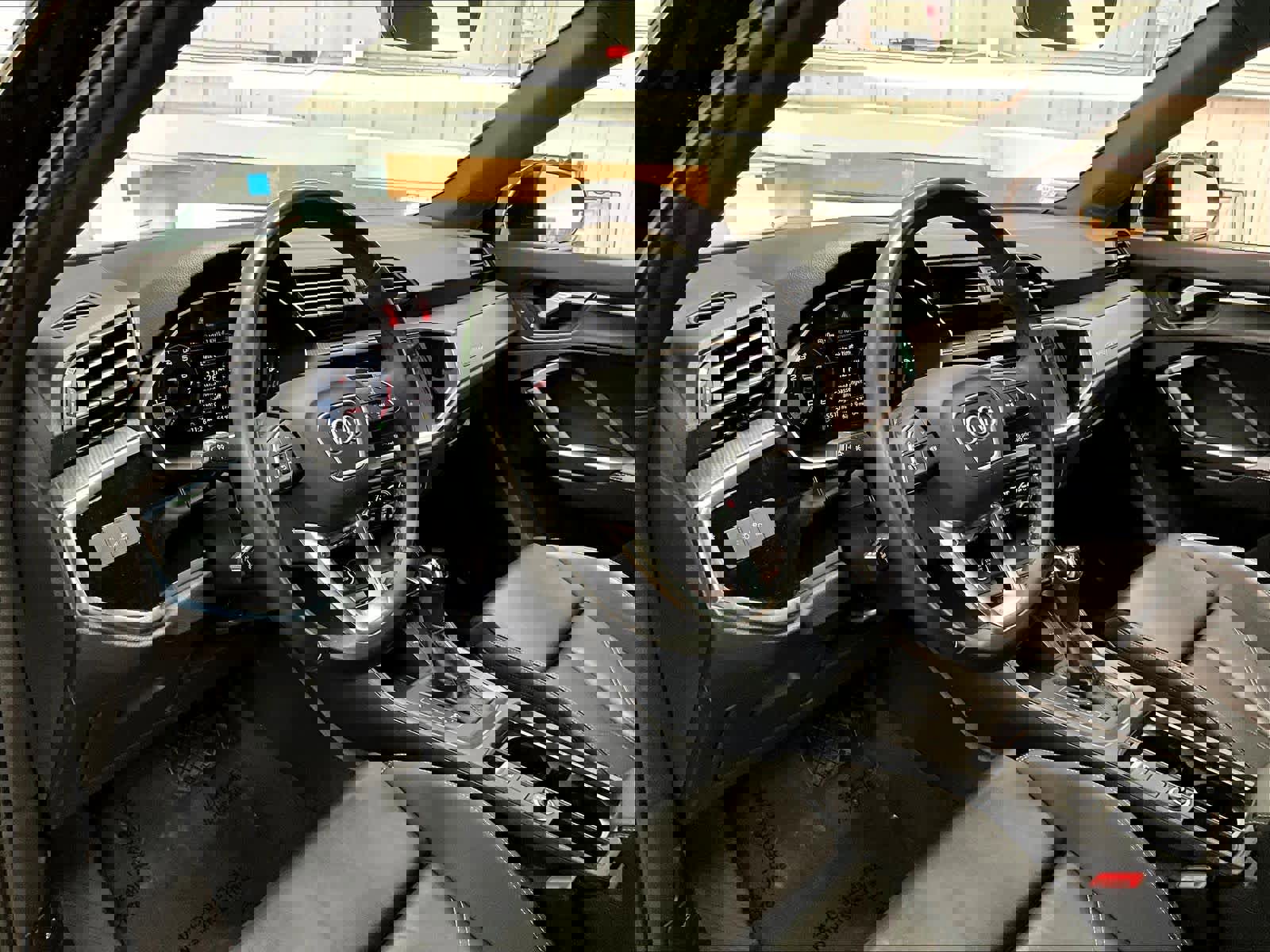 Used 2023 Audi Q3 2.0T Premium AWD/4WD image 16