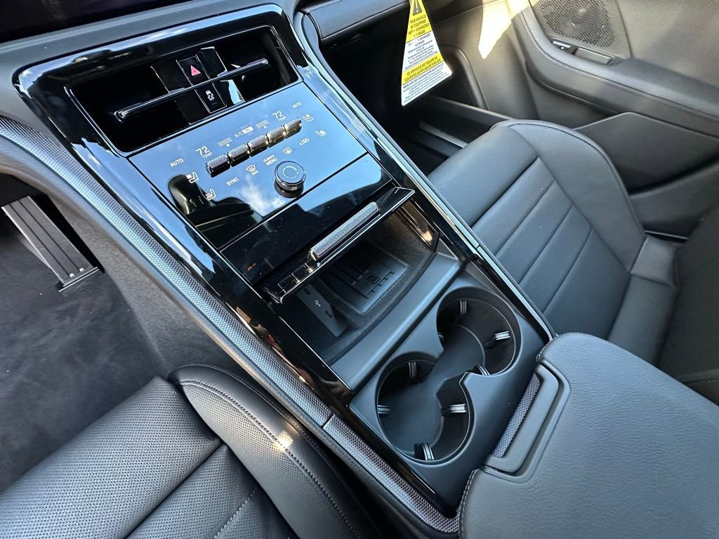 Used 2026 Porsche Panamera image 28