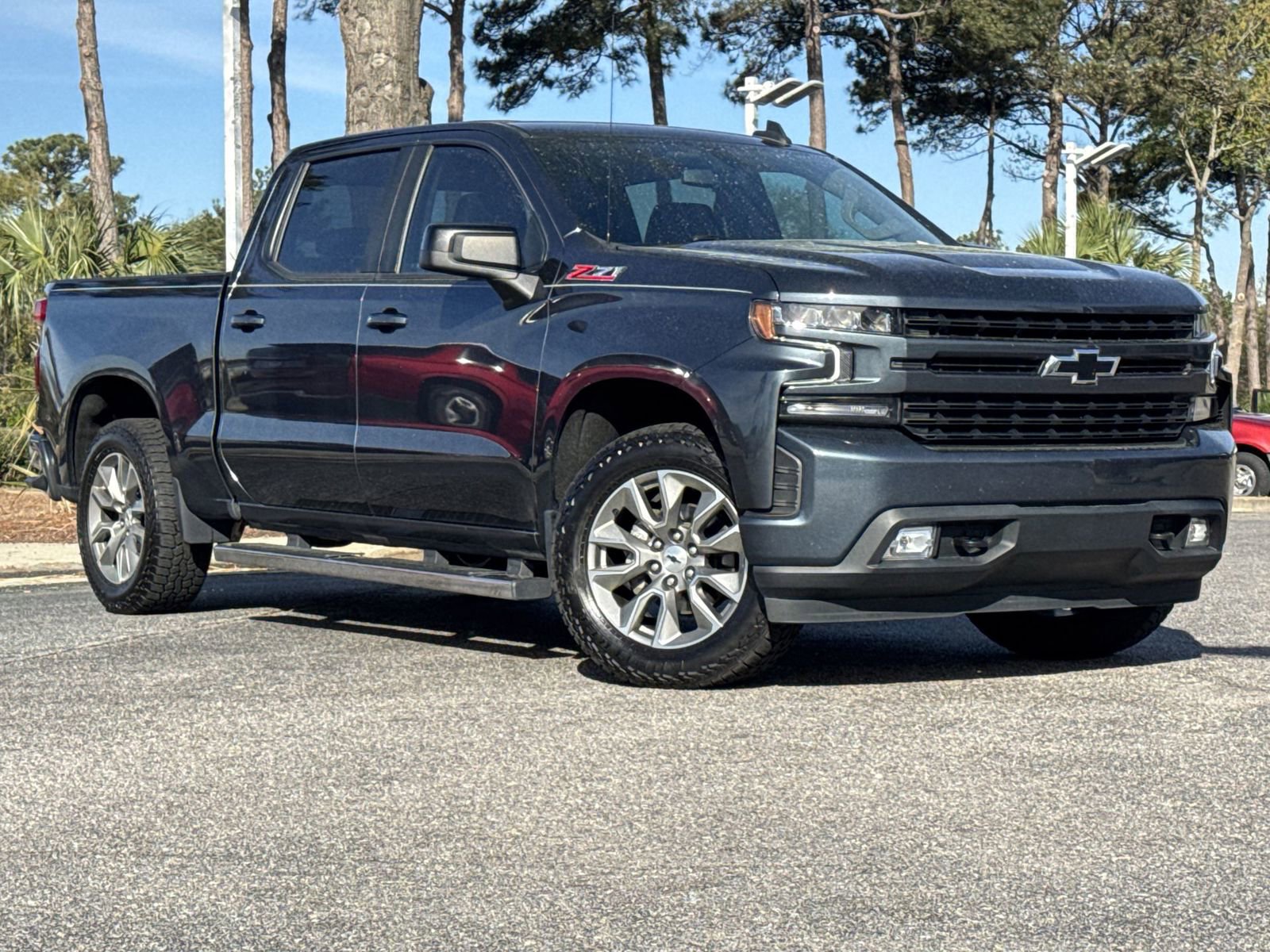 Used 2022 Chevrolet Silverado 1500 RST image 2