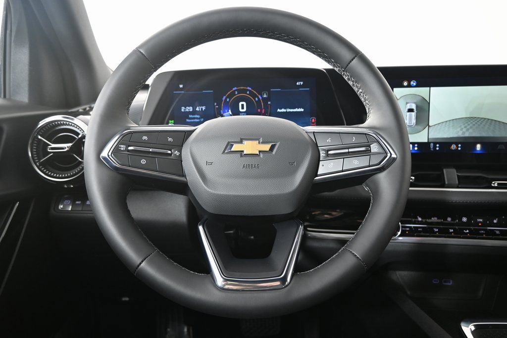 New 2026 Chevrolet Equinox LT w/ Convenience Package II image 33