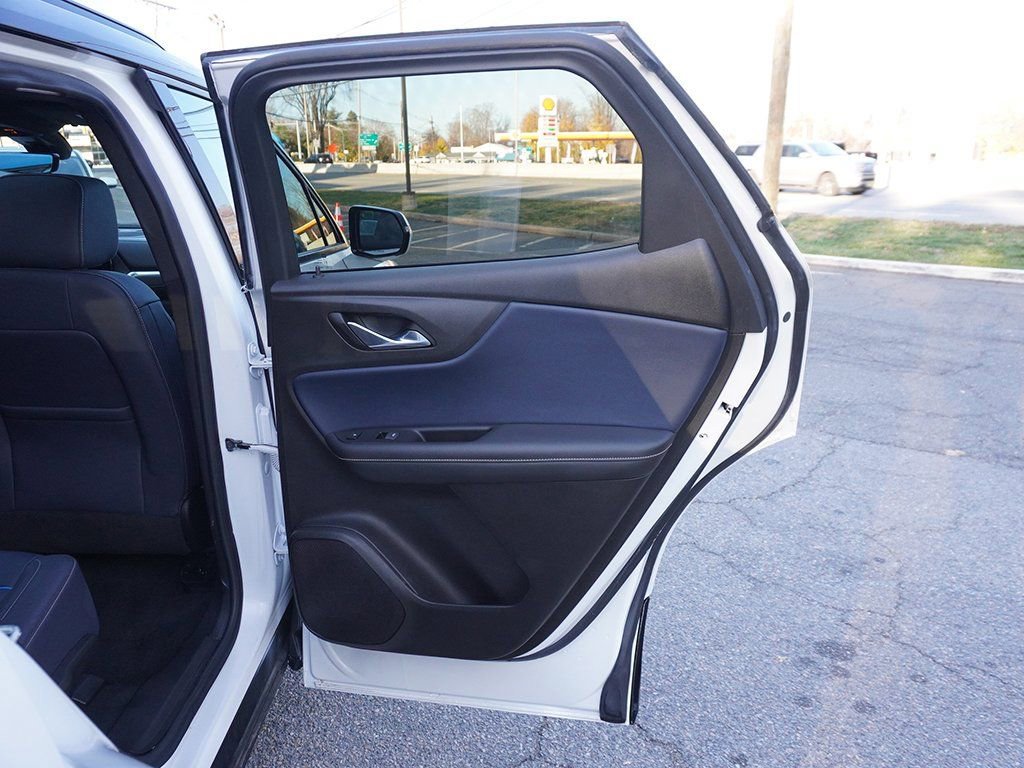 Used 2024 Chevrolet Blazer RS w/ Driver Confidence II Package image 30