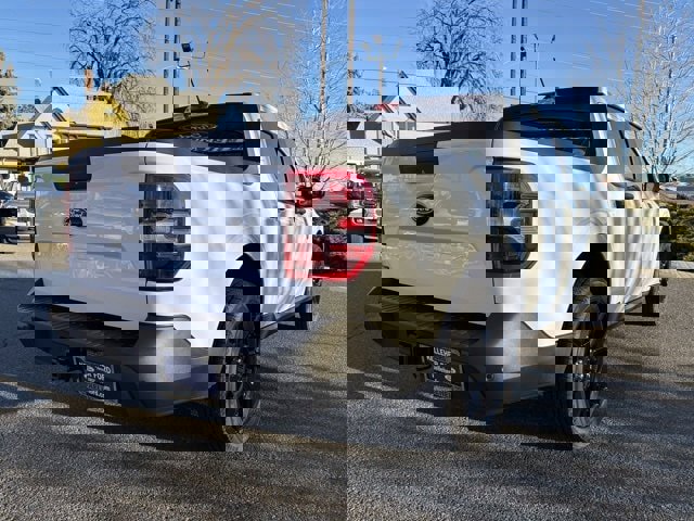 New 2025 Ford Maverick XLT w/ XLT Luxury Package image 3