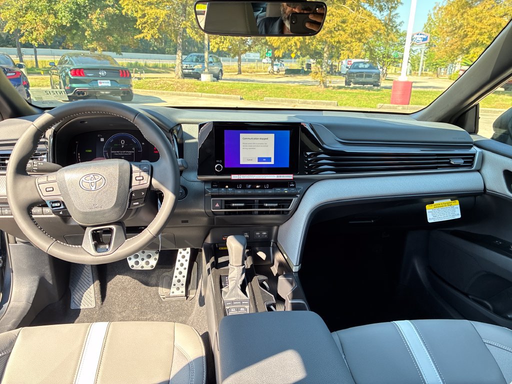 New 2026 Toyota Camry SE w/ Convenience Package FWD image 17