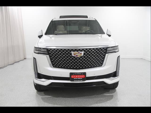 Used 2021 Cadillac Escalade Premium Luxury AWD/4WD image 2