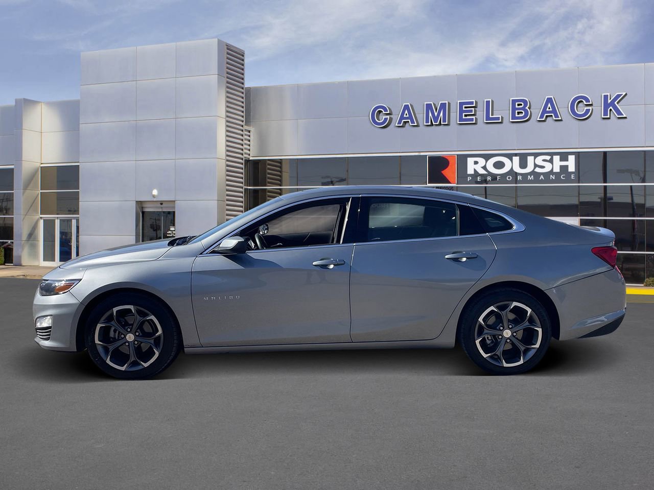 Used 2024 Chevrolet Malibu LT image 3