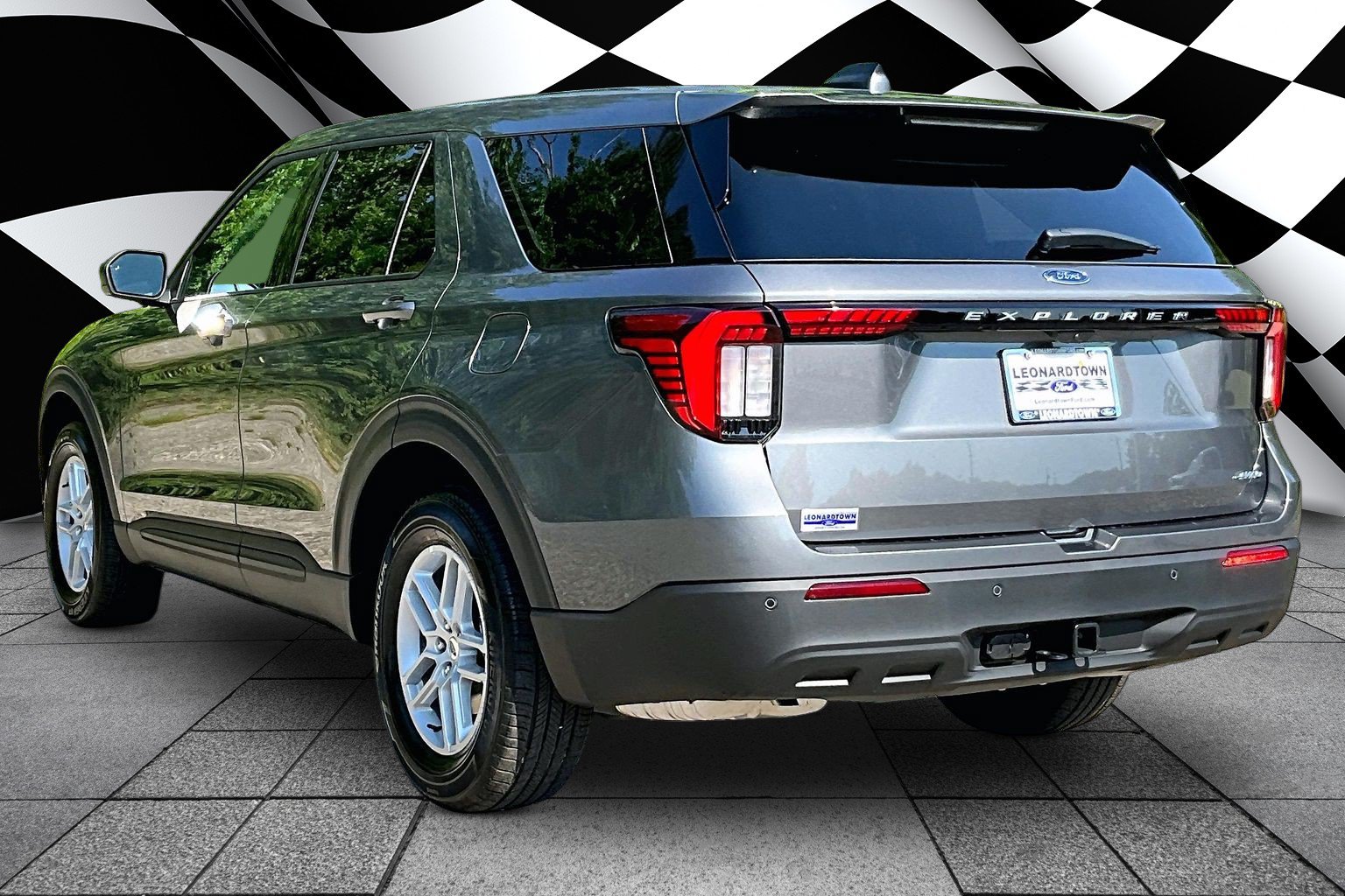 New 2026 Ford Explorer Active AWD/4WD image 3