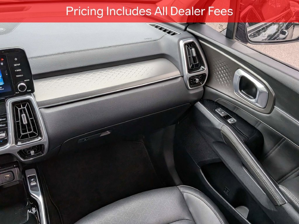 Used 2023 Kia Sorento SX AWD/4WD image 18